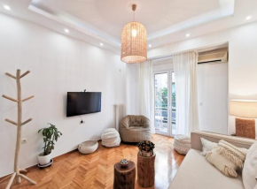 Stunning apartment next to Acropolis and metro